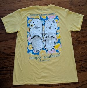 Simply Southern White Crocs shirt - bright yellow - medium - lemon - daisy